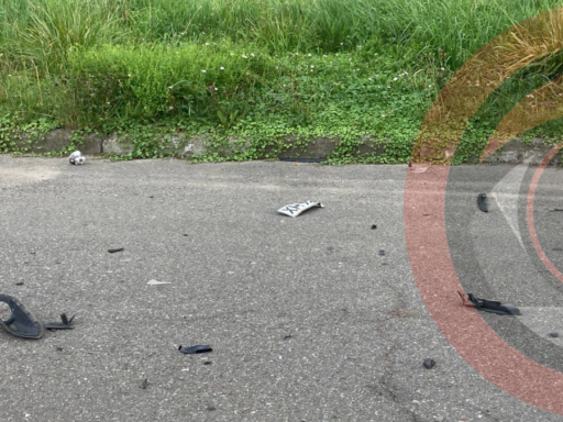 Елітна іномарка врізалась в маршрутку на Прикарпатті: відео та фото