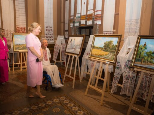 У Музеї Мистецтв Прикарпаття запрацювала персональна виставка заслуженого художника України Юрія Пацана